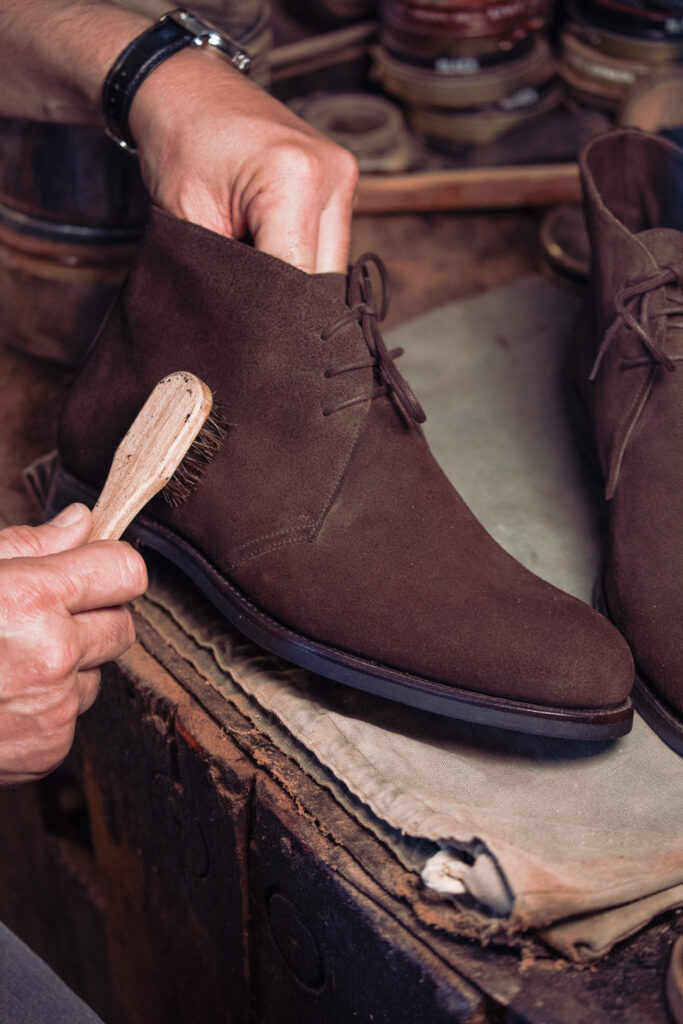 Casa Fagliano. How to care for your suede boots